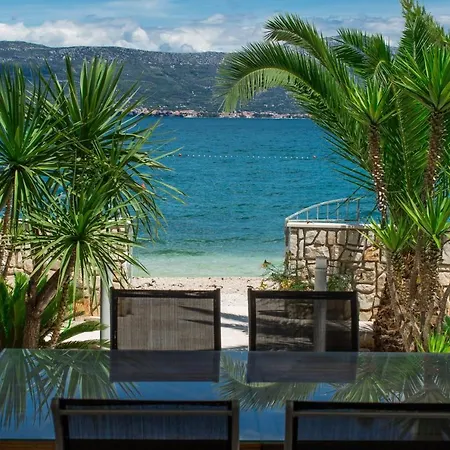 By The Sea Arbanija, Ciovo - 14825 شقة *