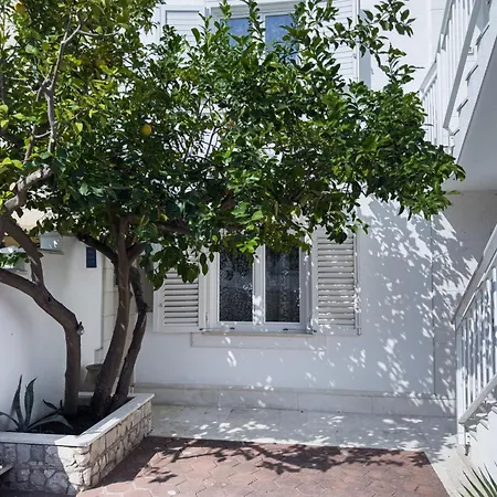 By The Sea Arbanija, Ciovo - 14825 特罗吉尔